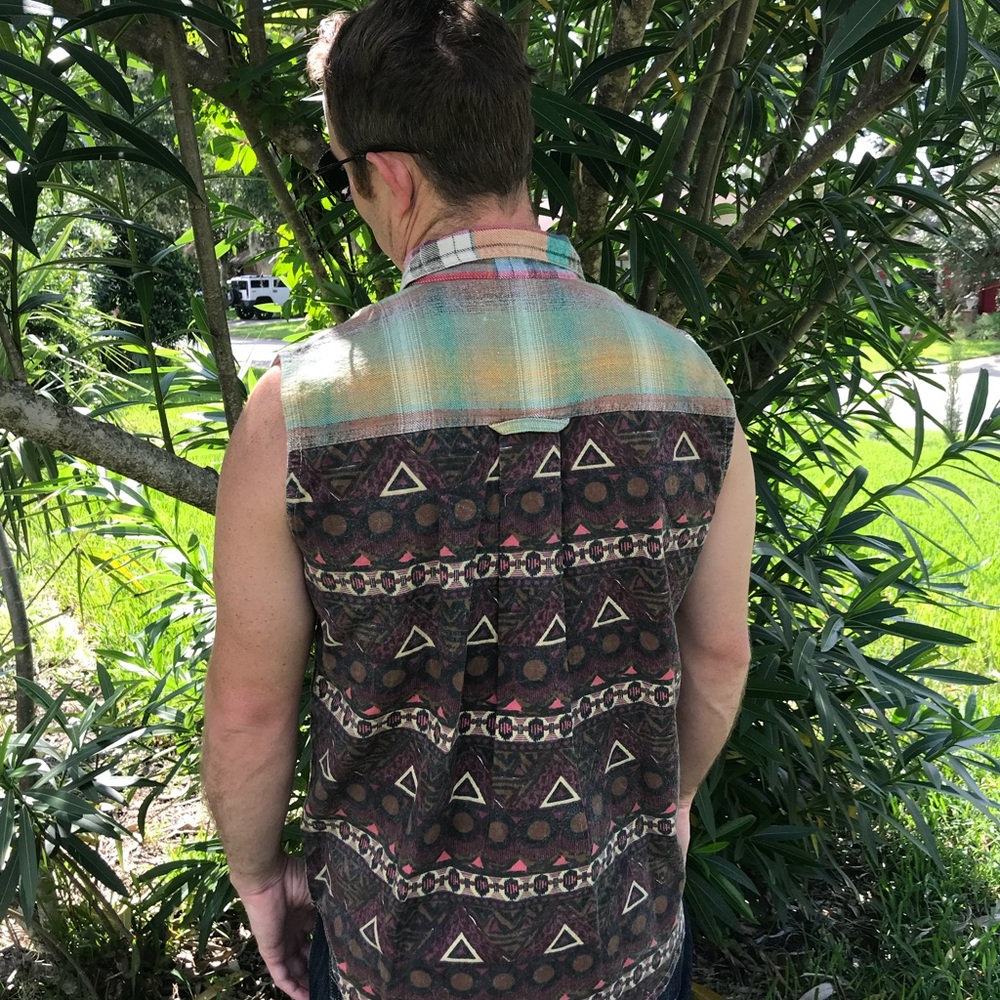 1980s NWT deadstock distressed flannel button-up - Picture 5 of 7
